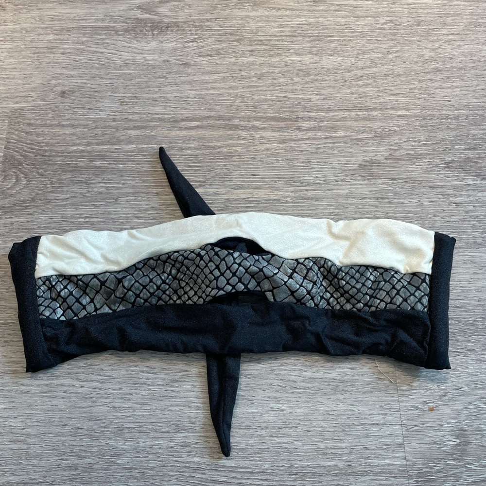Revolve bikini top